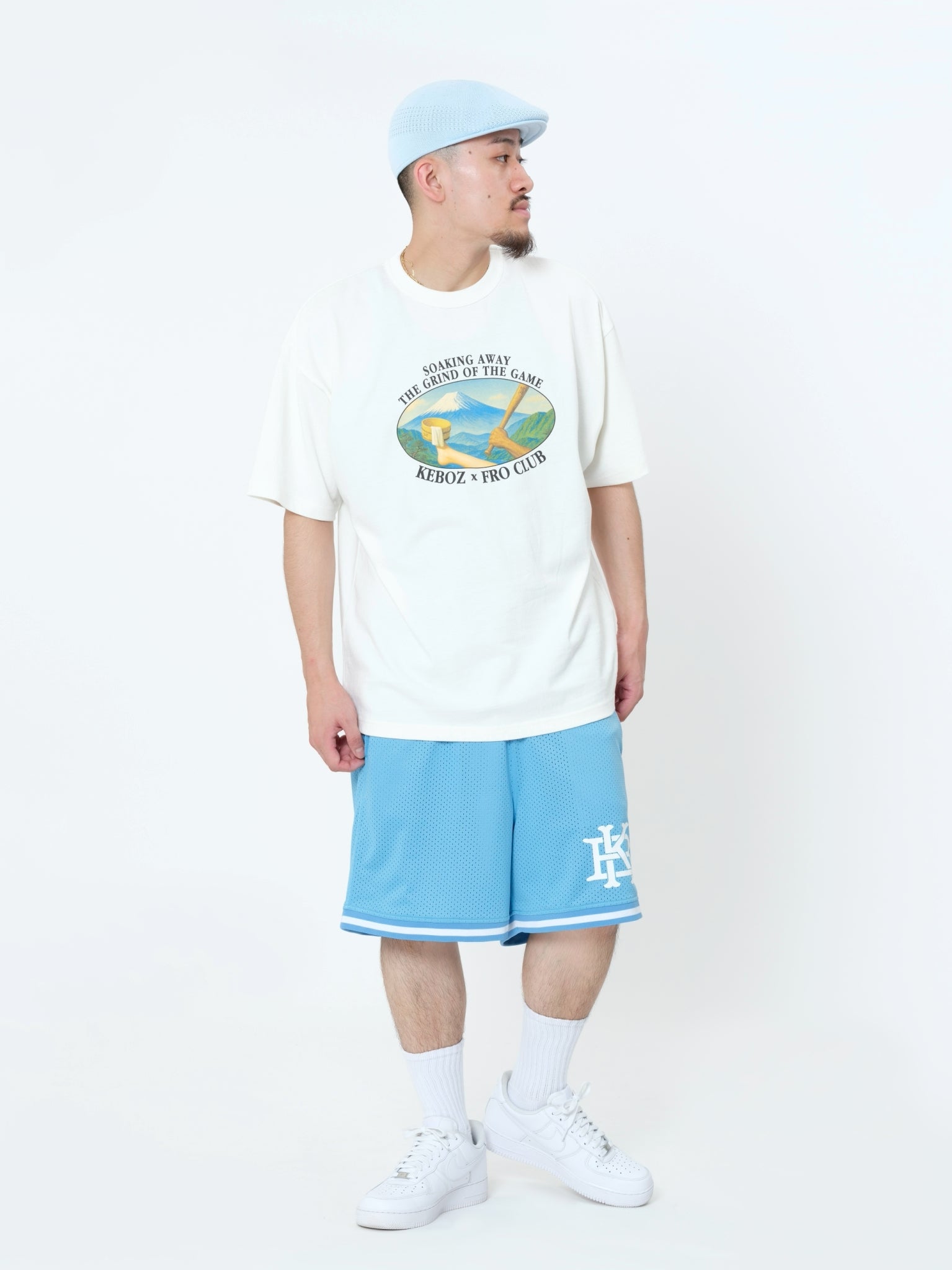 H: 175cm / SIZE: L