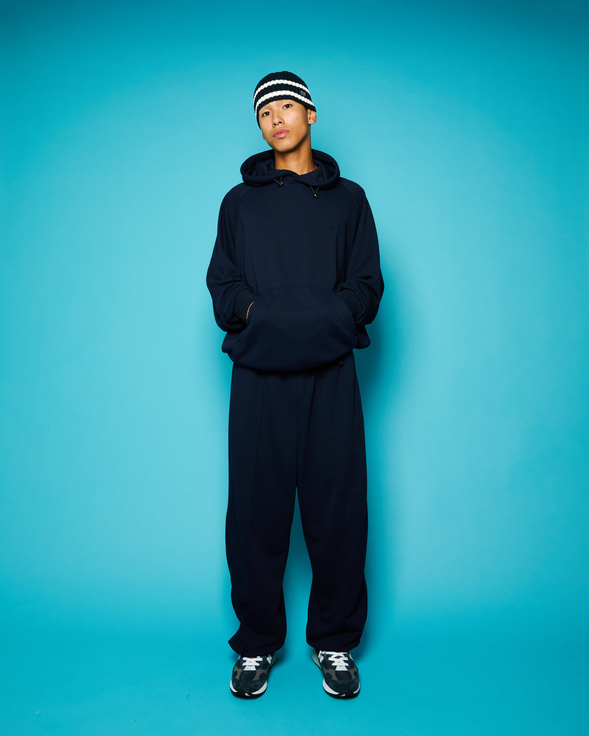 TECH SWEAT PANTS