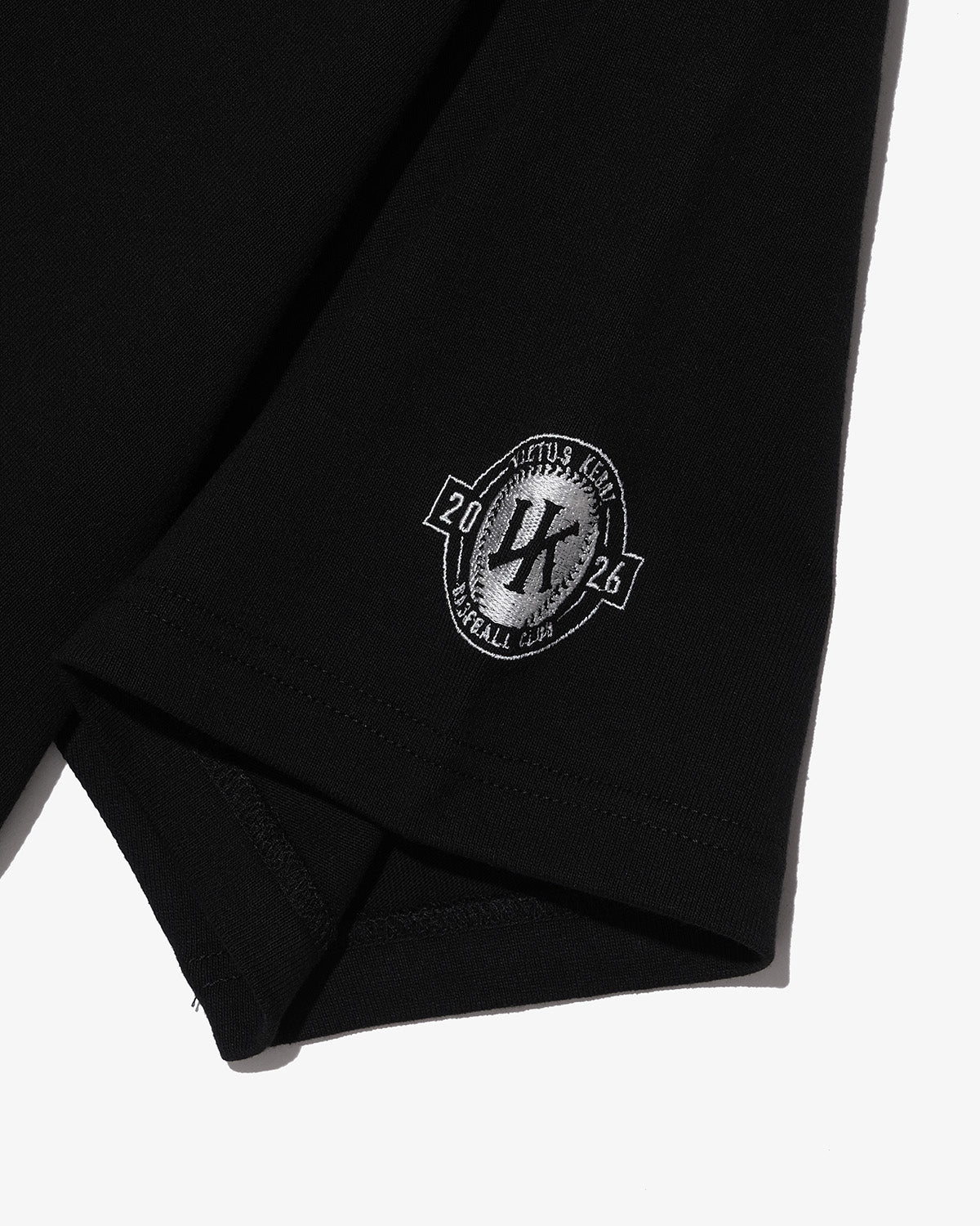 VICTUS × KEBOZ LOGO S/S TEE