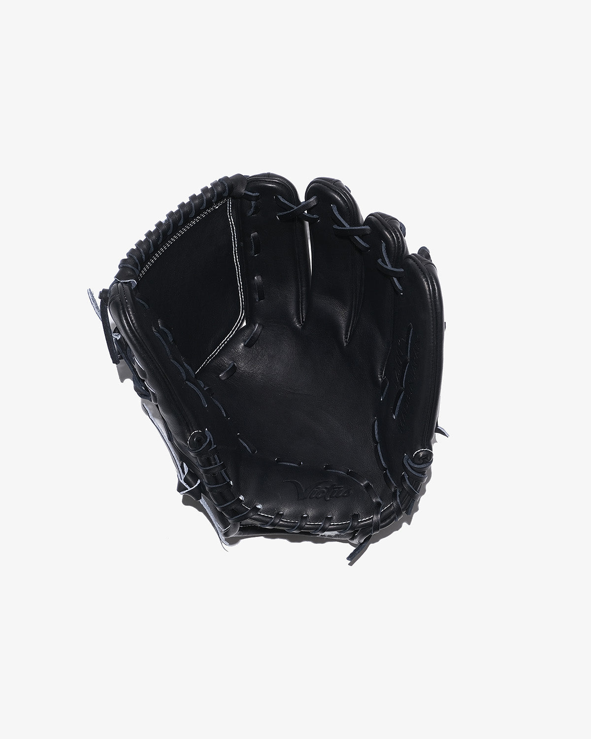 VICTUS × KEBOZ PITCHER'S GLOVE