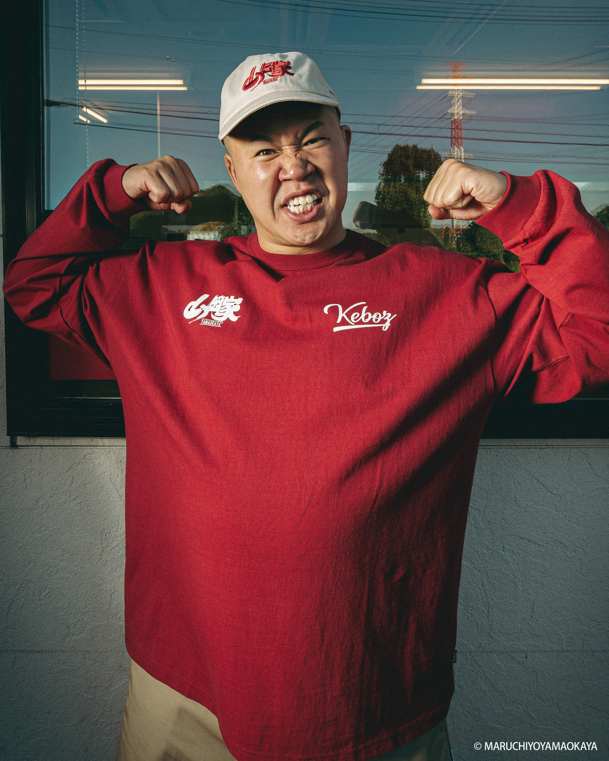 山岡家 × KEBOZ ガツンときて、くせになる。 L/S TEE